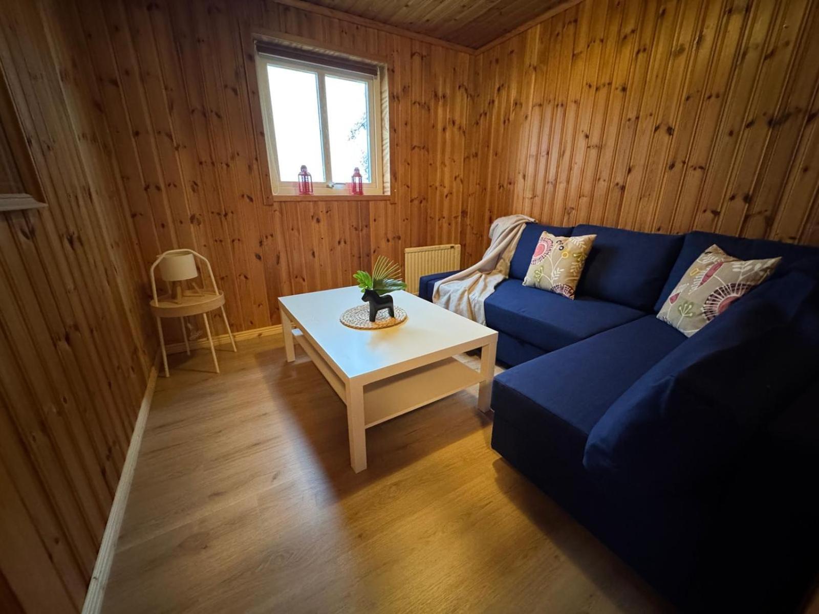 Lakecottage Djuvanäs Kültér fotó